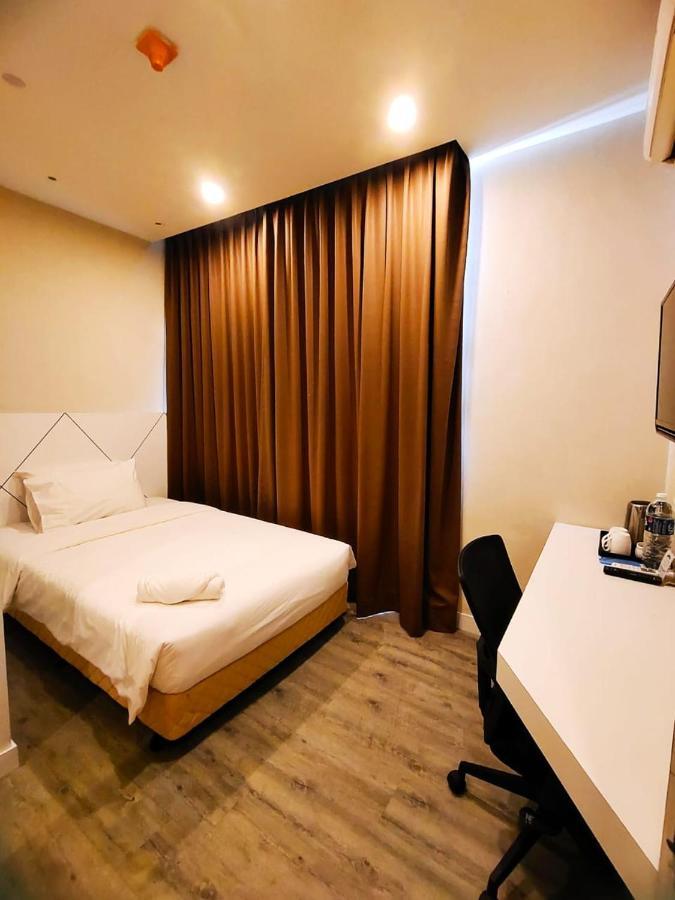 Capital Express Hotel Kota Kinabalu Exterior foto